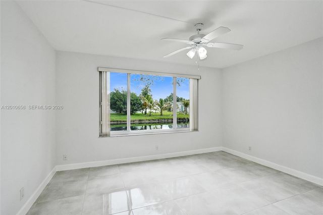 5950 Del Lago Cir 104, Sunrise, FL 33313