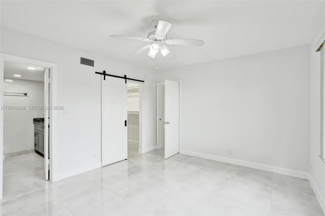 5950 Del Lago Cir 104, Sunrise, FL 33313