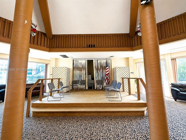 5950 Del Lago Cir 104, Sunrise, FL 33313