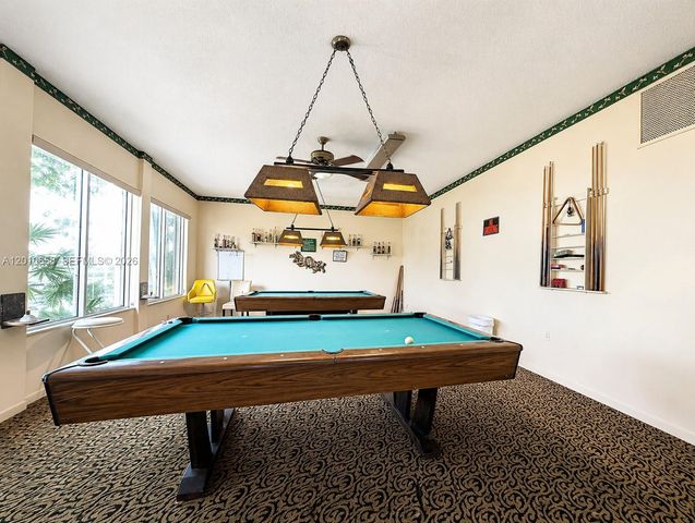 5950 Del Lago Cir 104, Sunrise, FL 33313