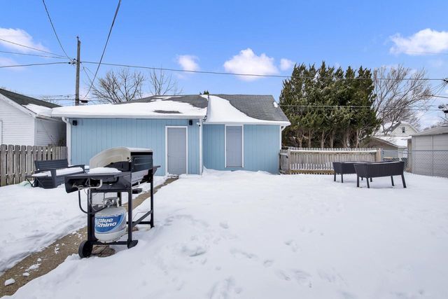 2231 S 62nd STREET, West Allis, WI 53219