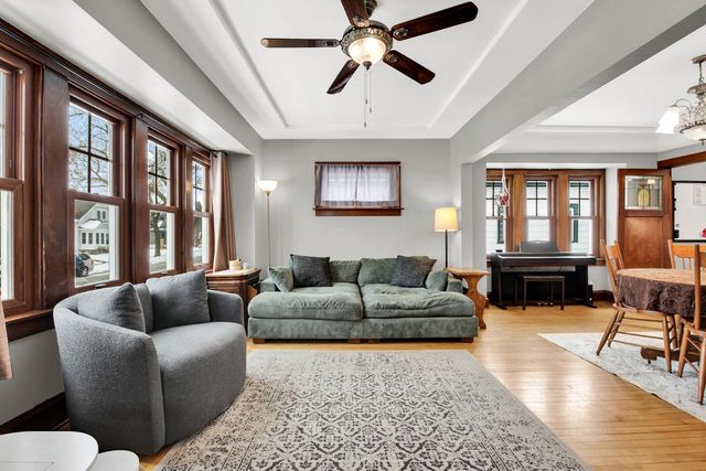 2231 S 62nd STREET, West Allis, WI 53219