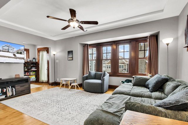 2231 S 62nd STREET, West Allis, WI 53219