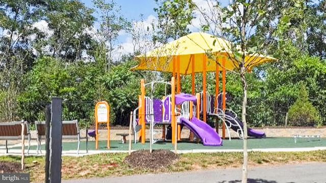 6022 BEAKE ST, Hyattsville, MD 20782