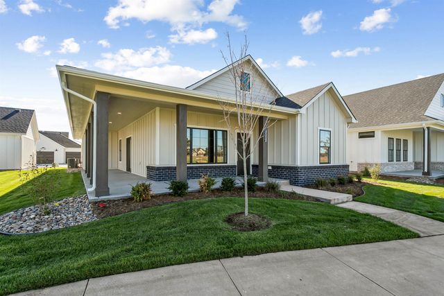 4508 N Harborside Dr, Wichita, KS 67204