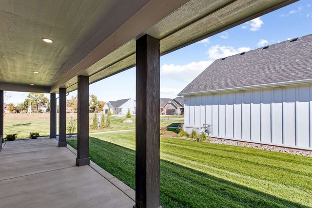 4508 N Harborside Dr, Wichita, KS 67204