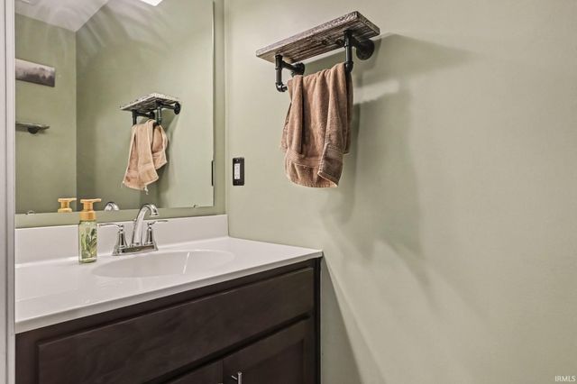 460 Hillcrest Drive, Goshen, IN 46528