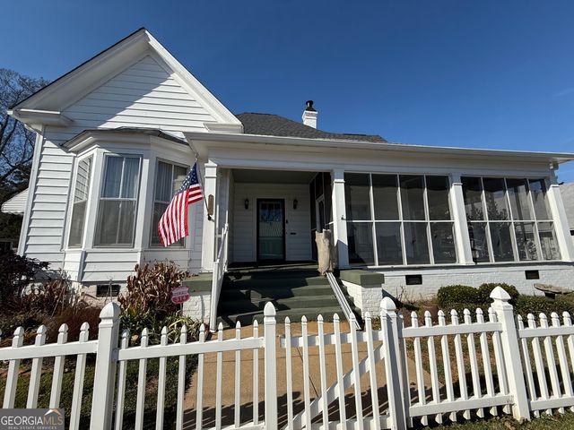 314 S 6th Avenue, Lanett, AL 36863