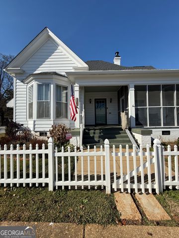 314 S 6th Avenue, Lanett, AL 36863