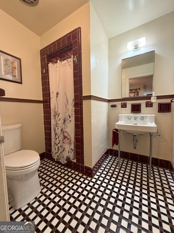 314 S 6th Avenue, Lanett, AL 36863