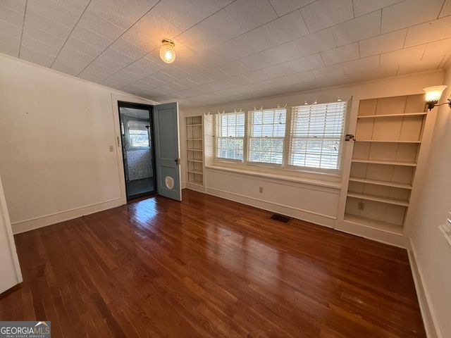 314 S 6th Avenue, Lanett, AL 36863