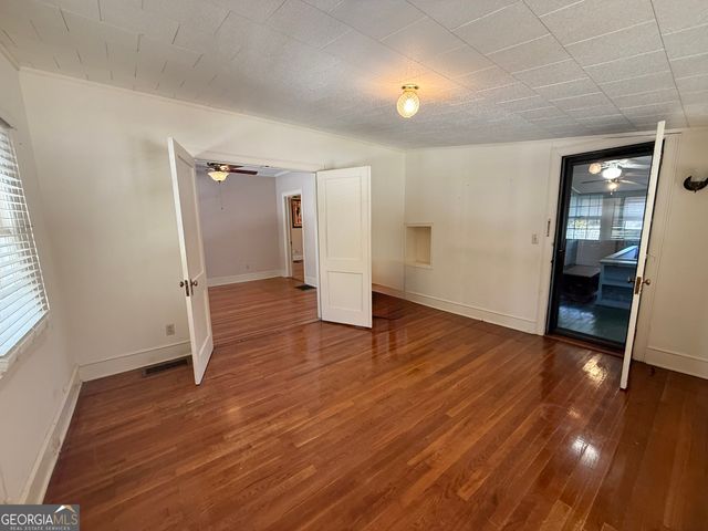 314 S 6th Avenue, Lanett, AL 36863