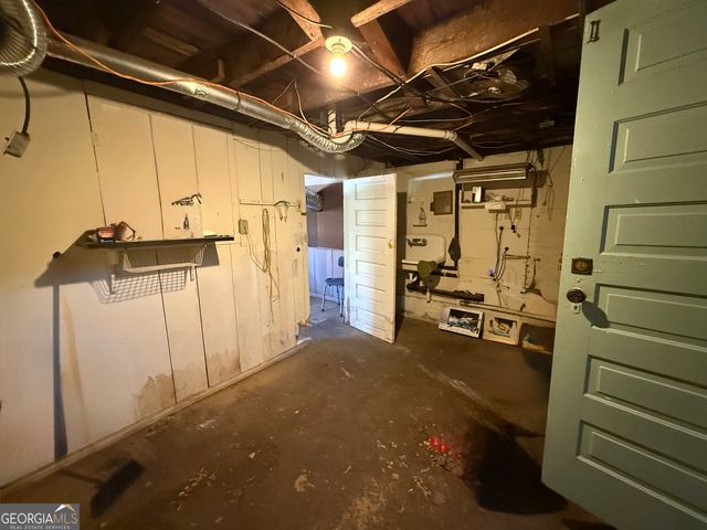 314 S 6th Avenue, Lanett, AL 36863