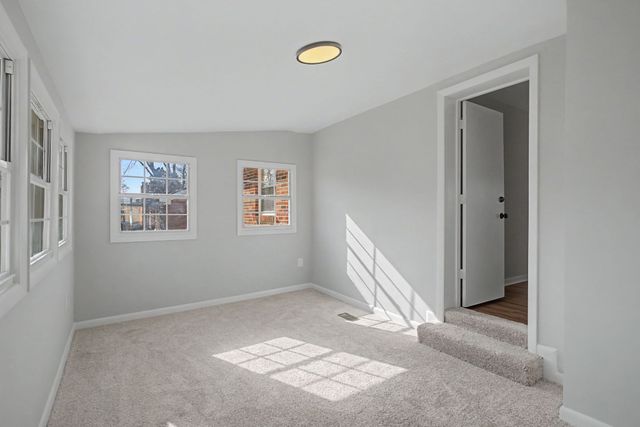 832 Britton Ave, Gallatin, TN 37066