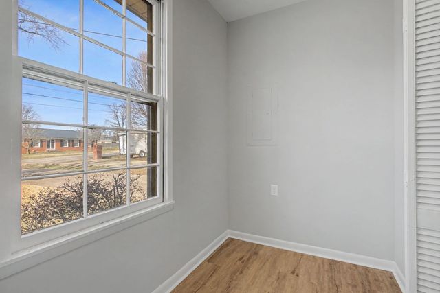 832 Britton Ave, Gallatin, TN 37066