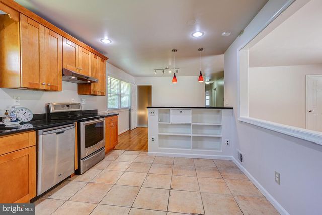 2708 SHANANDALE DR, Silver Spring, MD 20904