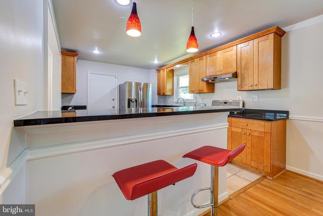 2708 SHANANDALE DR, Silver Spring, MD 20904