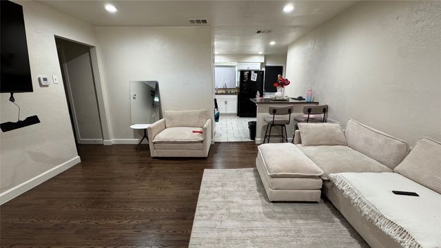 1822 Highland Street, Mesquite, TX 75149