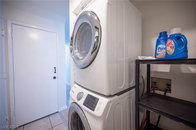 3413 West Delhi Avenue, North Las Vegas, NV 89032