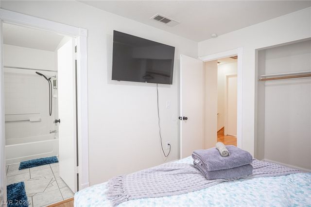 3413 West Delhi Avenue, North Las Vegas, NV 89032