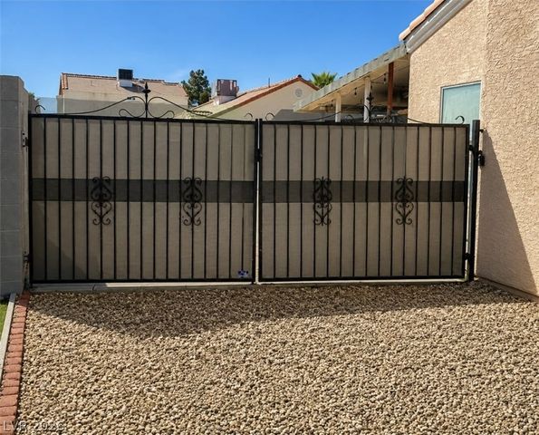 3413 West Delhi Avenue, North Las Vegas, NV 89032