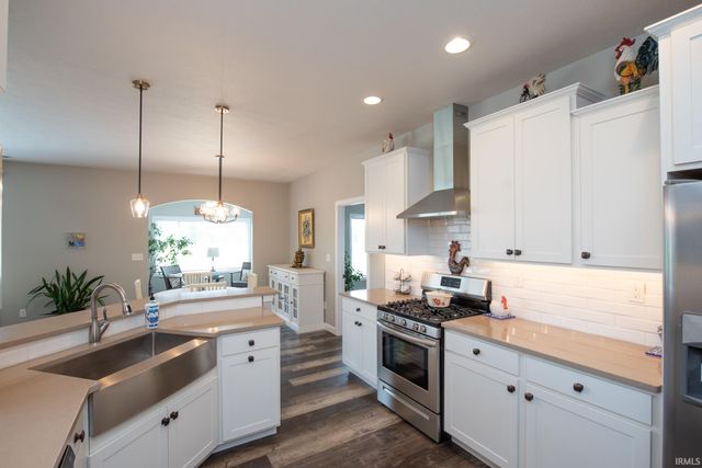208 Aqueduct Circle, West Lafayette, IN 47906