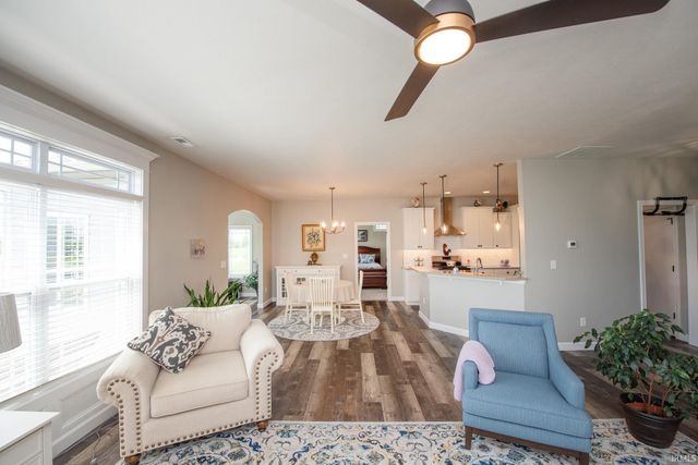 208 Aqueduct Circle, West Lafayette, IN 47906