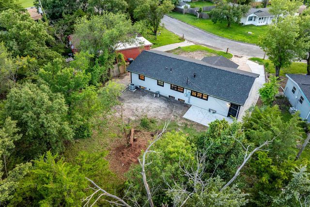 1308 N Brunswick Ln, Wichita, KS 67212
