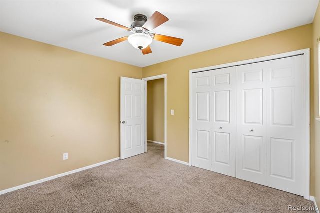 717 Murphy Court, Linden, MI 48451