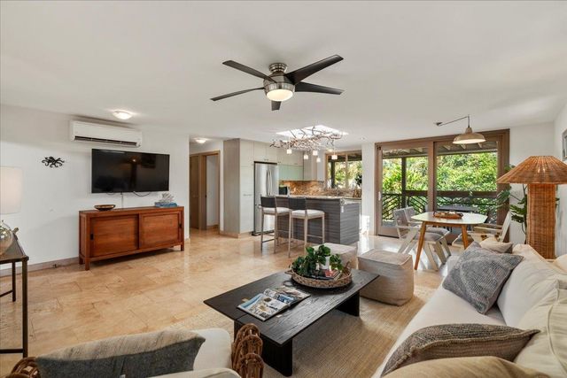 15 Nalu Pl, Paia, HI 96779
