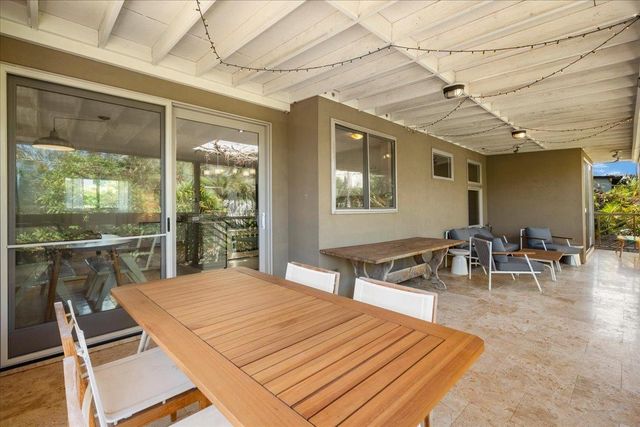 15 Nalu Pl, Paia, HI 96779