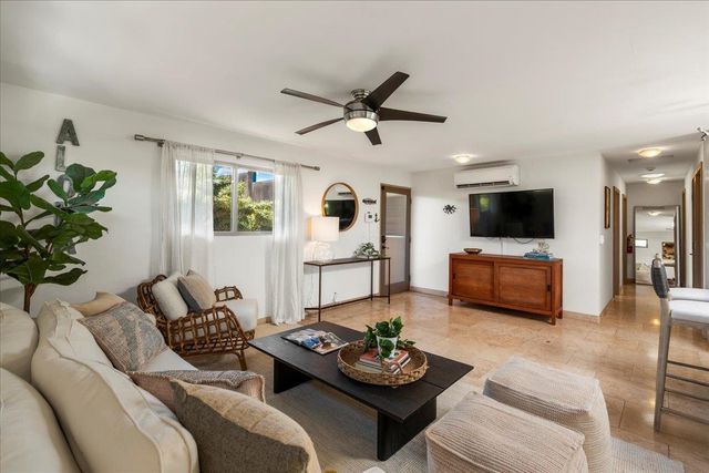 15 Nalu Pl, Paia, HI 96779