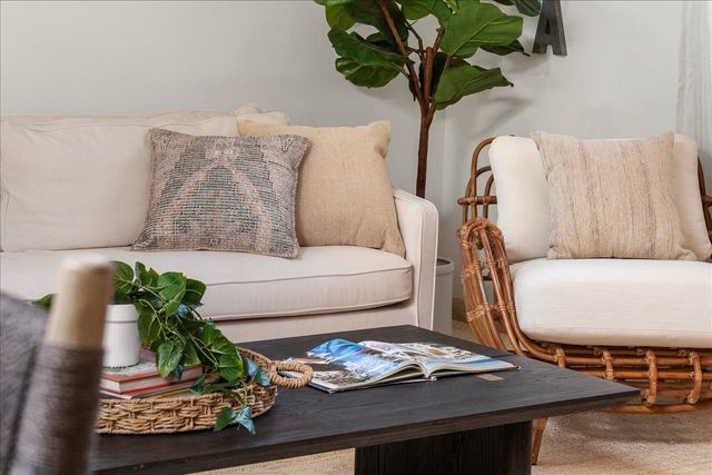 15 Nalu Pl, Paia, HI 96779