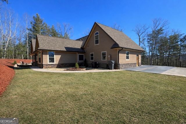 3331 Gumlog Road, Young Harris, GA 30582