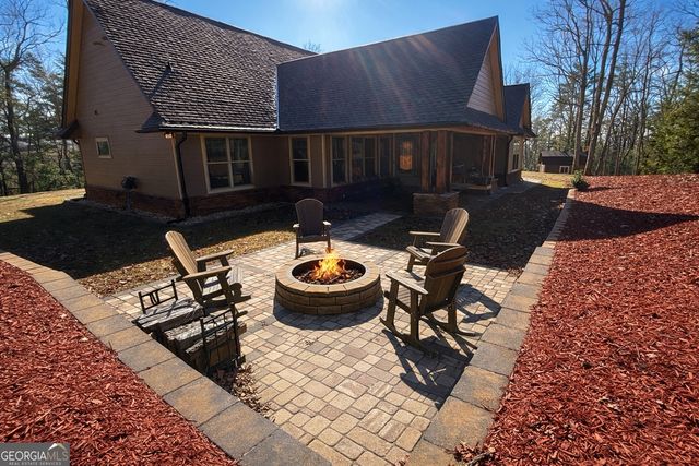 3331 Gumlog Road, Young Harris, GA 30582