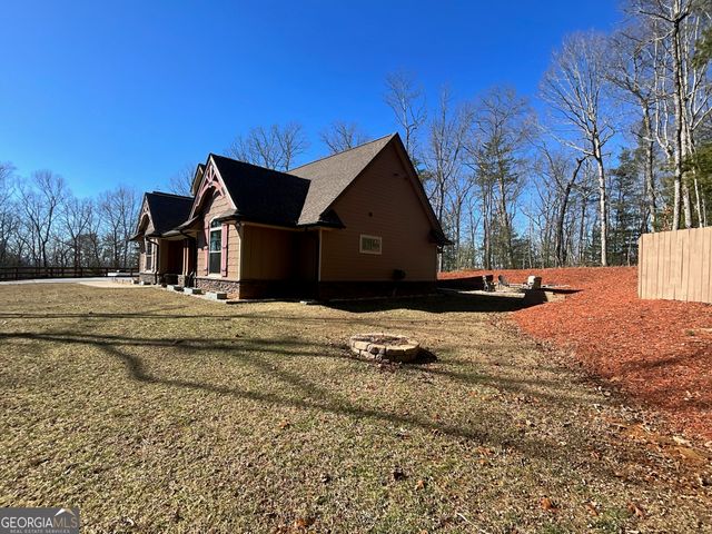 3331 Gumlog Road, Young Harris, GA 30582