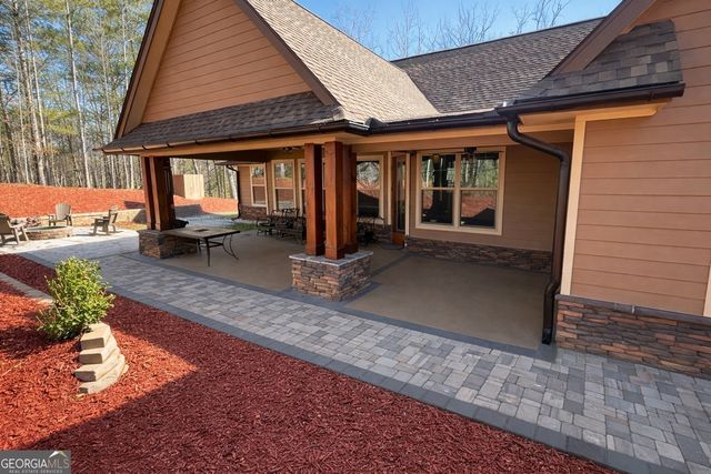3331 Gumlog Road, Young Harris, GA 30582