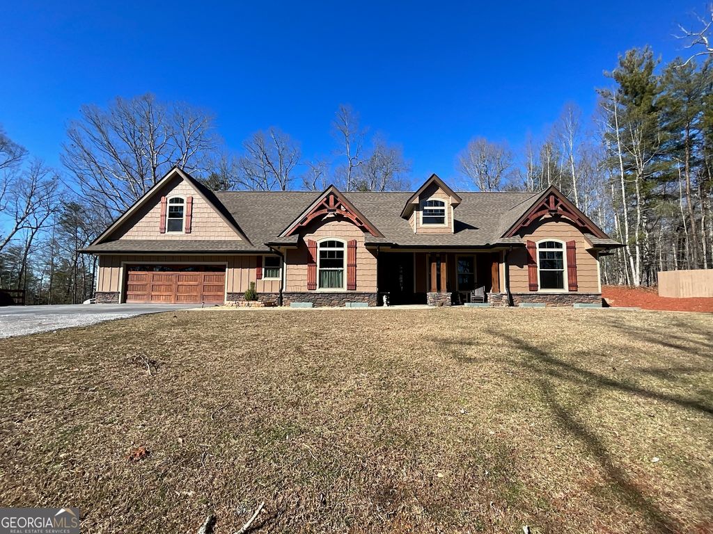 3331 Gumlog Road, Young Harris, GA 30582