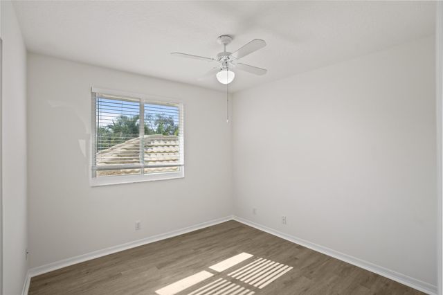 16566 N Mariposa Cir, Fort Lauderdale, FL 33331