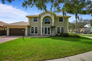 16566 N Mariposa Cir, Fort Lauderdale, FL 33331