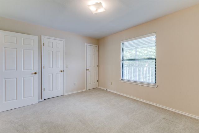 3701 Queenswood Lane, Garland, TX 75040