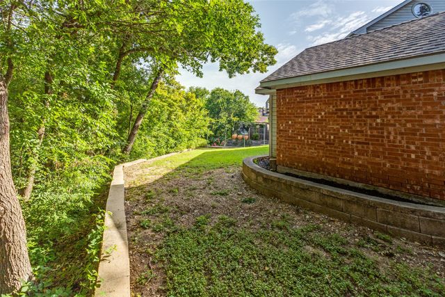 3701 Queenswood Lane, Garland, TX 75040