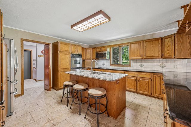 8583 Bower Path, Inver Grove Heights, MN 55076