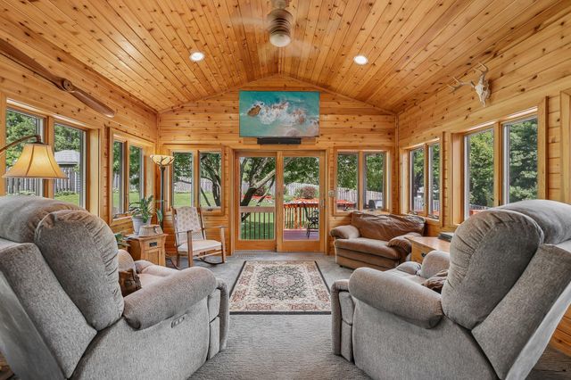 8583 Bower Path, Inver Grove Heights, MN 55076