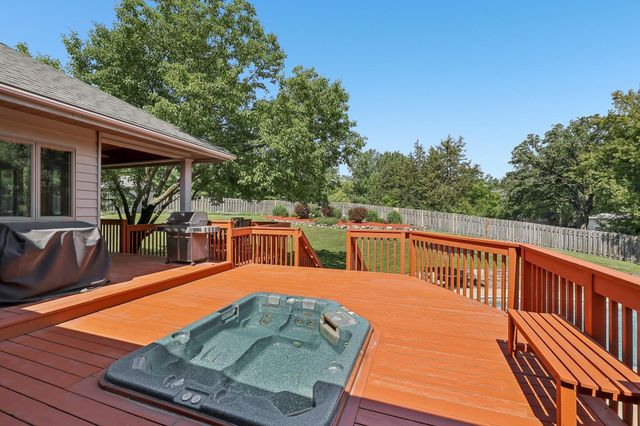 8583 Bower Path, Inver Grove Heights, MN 55076