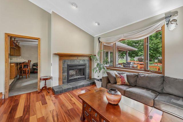 8583 Bower Path, Inver Grove Heights, MN 55076