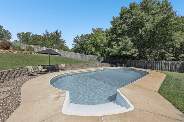 8583 Bower Path, Inver Grove Heights, MN 55076