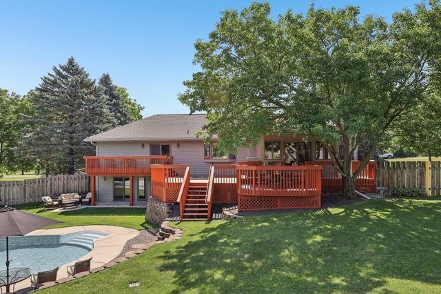 8583 Bower Path, Inver Grove Heights, MN 55076