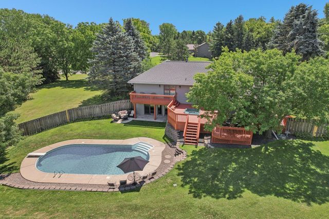 8583 Bower Path, Inver Grove Heights, MN 55076