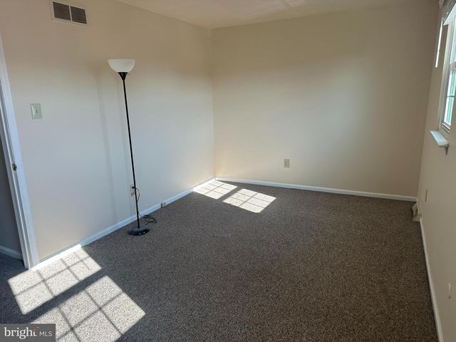 110 BRAITHWAITE LN, Quakertown, PA 18951